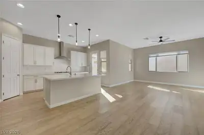 6117 Bugsy Street, North Las Vegas, NV 89081 Kitchen