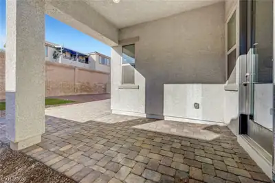 6117 Bugsy Street, North Las Vegas, NV 89081 Patio