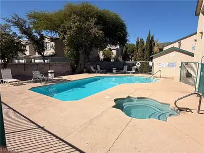 5211 Lindell Road 106, Las Vegas, NV 89118 Pool