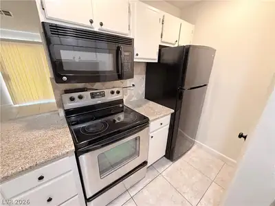 5211 Lindell Road 106, Las Vegas