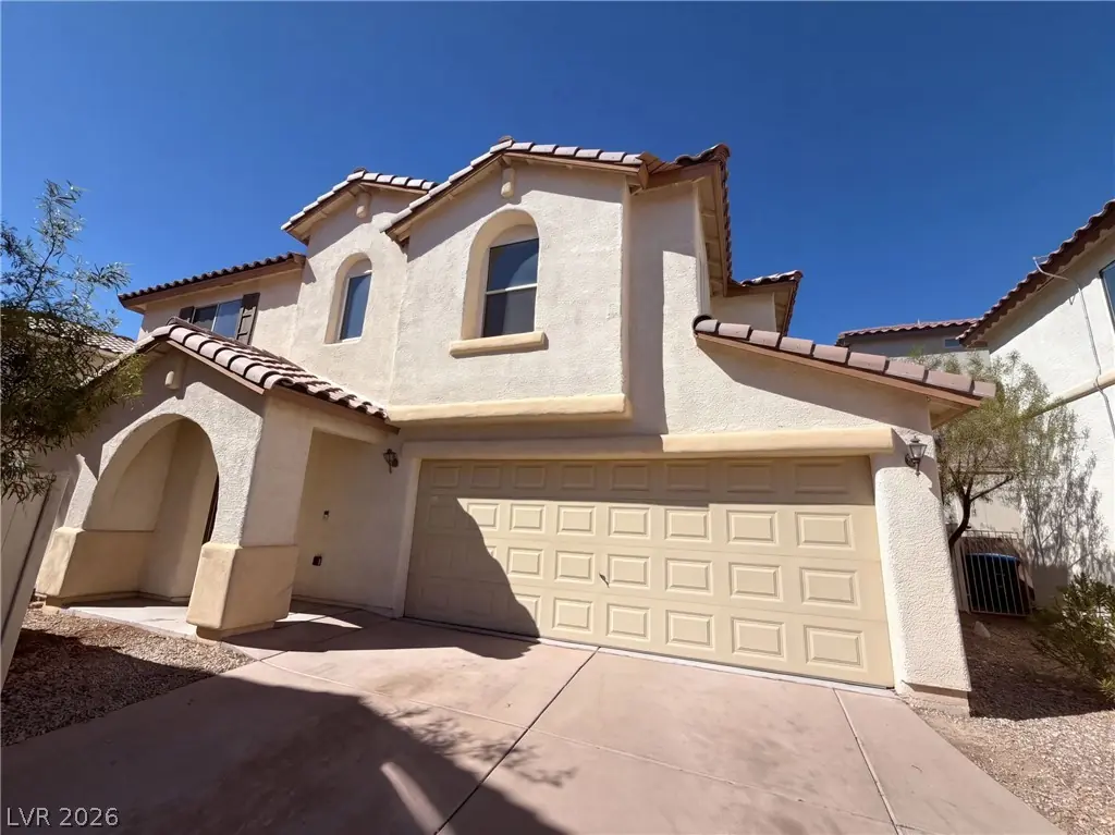 8141 Finch Feather Street, Las Vegas, NV 89143