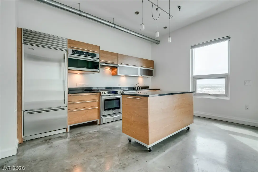 200 HOOVER Avenue 1802, Las Vegas, NV 89101