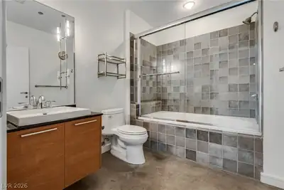 200 HOOVER Avenue 1802, Las Vegas, NV 89101 Bathroom