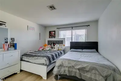 5016 South Rainbow Boulevard 202, Las Vegas, NV 89118 Bedroom