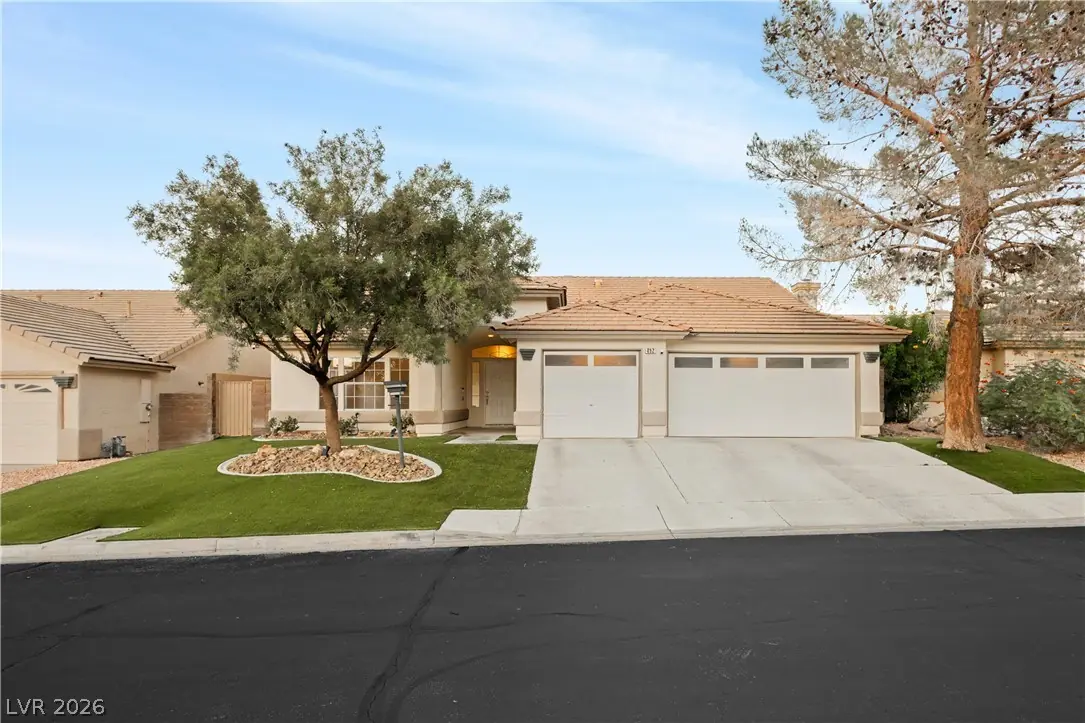 952 Wild West Drive, Henderson, NV 89002