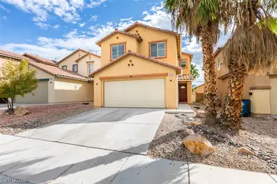 6720 Old Valley Street, Las Vegas, NV 89149 Front of Structure