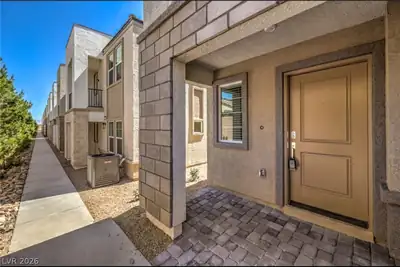 6263 Runestone Street, Las Vegas, NV 89113 Entry