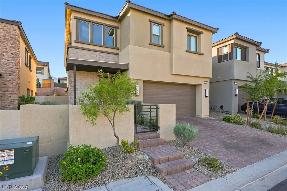 169 Medianoche Street, Las Vegas, NV 89138