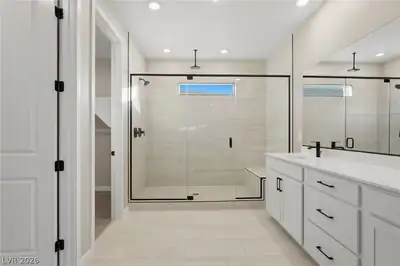 169 Medianoche Street, Las Vegas, NV 89138 Primary Bathroom