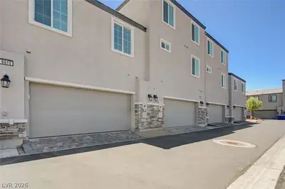 6515 Taffrail Avenue, Las Vegas, NV 89118 Front of Structure