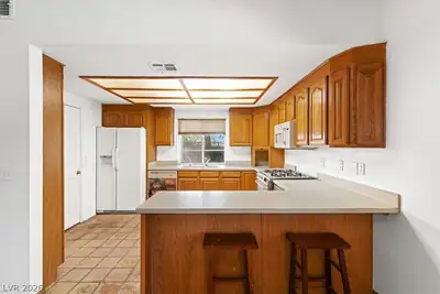 7220 Richmond Heights Drive, Las Vegas, NV 89128 Kitchen