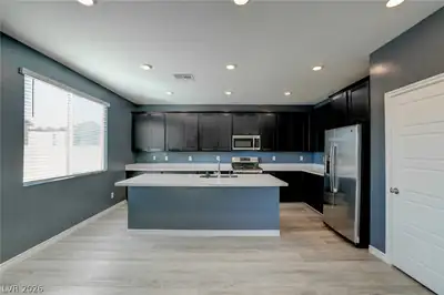 2885 Chalk Mountain Court, Las Vegas, NV 89142 Kitchen