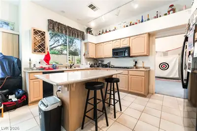 8809 Stafford Springs Drive, Las Vegas, NV 89134 Kitchen