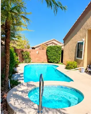 1141 Hunters Peak Court, Henderson, NV 89052 Yard