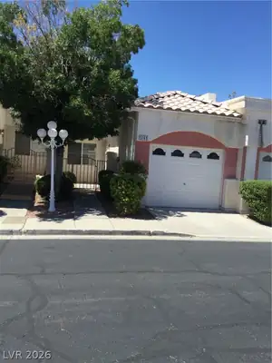 5169 Briar Meadow Way, Las Vegas, NV 89118 