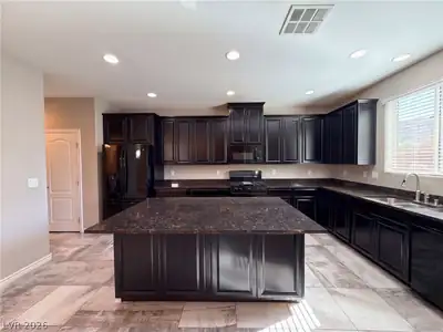 12243 Loggeta Way, Las Vegas, NV 89141 