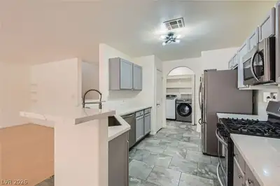 9577 Brooks Lake Avenue, Las Vegas, NV 89148 Kitchen