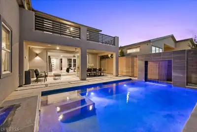 1984 Regal Bluff Drive, Henderson