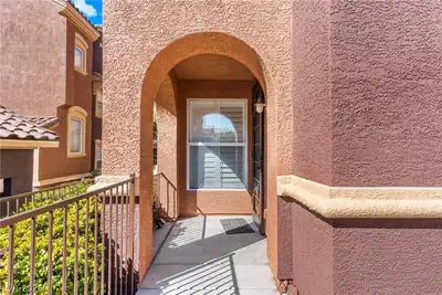3975 North Hualapai Way 167, Las Vegas, NV 89129 Entry