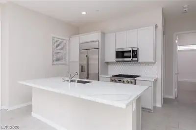 929 Silverfir Court, Las Vegas, NV 89138 Kitchen