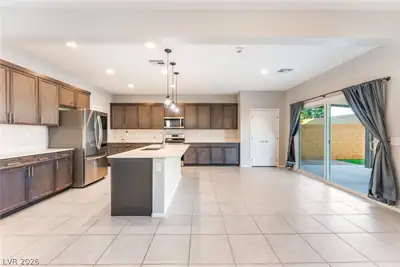 5711 Sedona Springs Street, North Las Vegas, NV 89031 Kitchen