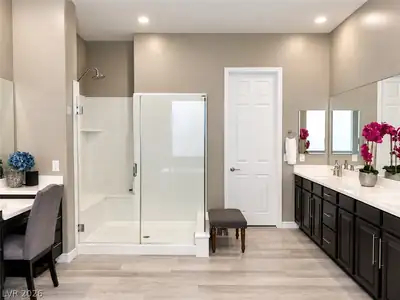 10077 Mountain Foothills Avenue, Las Vegas, NV 89149 Primary Bathroom