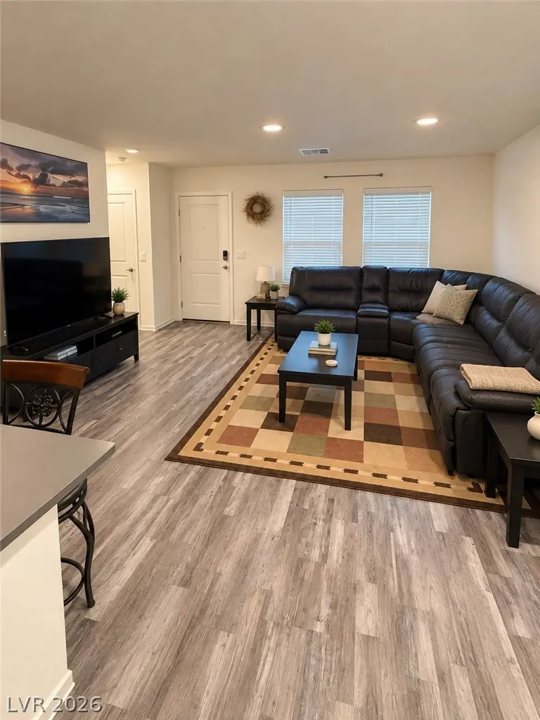 7372 Axel Creek Street, North Las Vegas, NV 89084