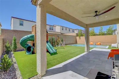 10161 Bismarck Palms Avenue, Las Vegas, NV 89166 Patio