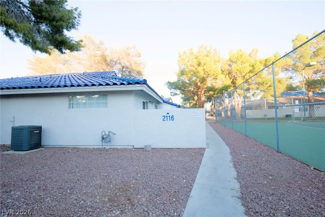 2112 Willowbury Drive C, Las Vegas, NV 89108