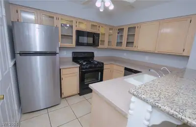 2112 Willowbury Drive C, Las Vegas, NV 89108 Kitchen