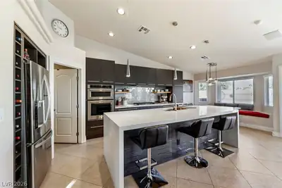 70 Tower Mustard Court, Henderson, NV 89002 Kitchen
