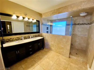 258 Rusty Plank Avenue, Las Vegas, NV 89148 Primary Bathroom