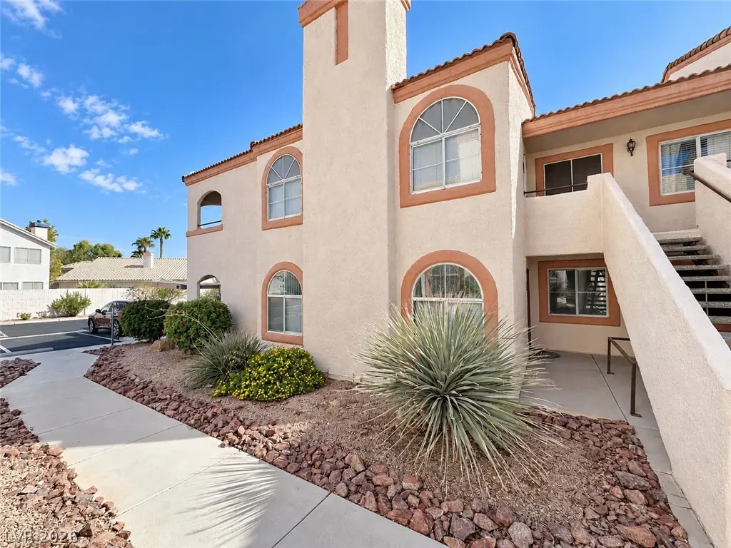 7570 West Flamingo Road 125, Las Vegas, NV 89147