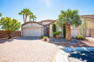 10005 Pebble Path Court Las Vegas, NV 89148