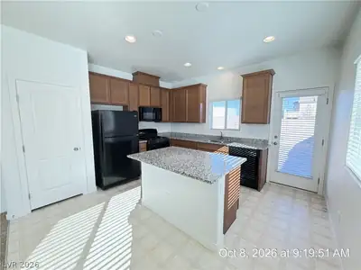 8694 Fringed Tulip Court, Las Vegas, NV 89148 Kitchen