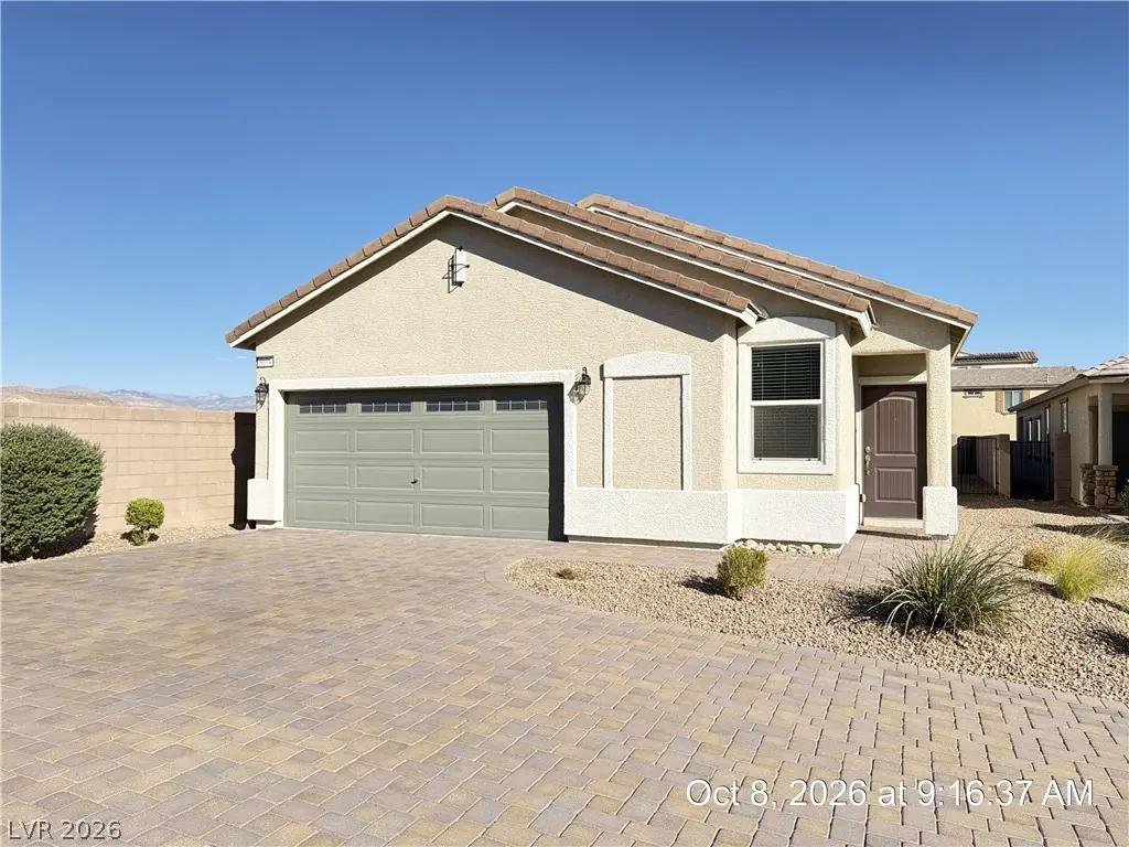 8694 Fringed Tulip Court, Las Vegas, NV 89148