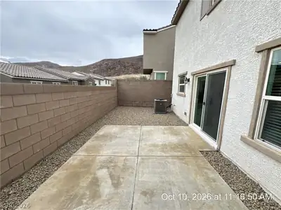 371 Rosefinch Street, Henderson, NV 89012 Patio