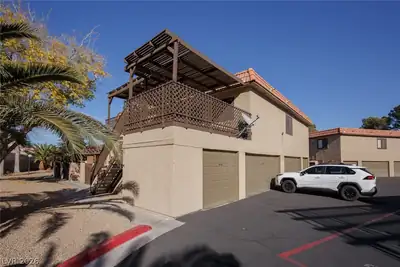 619 Pepper Tree Circle 1, Henderson, NV 89014 Front of Structure