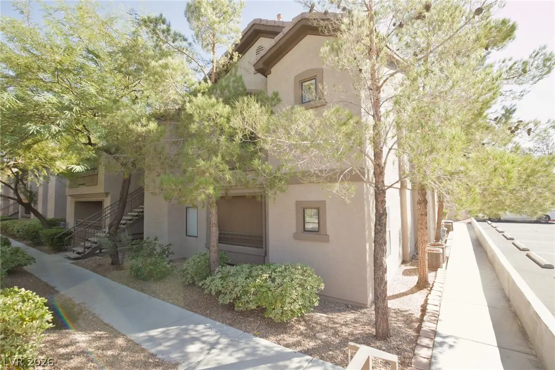 8250 North Grand Canyon Drive 2016, Las Vegas, NV 89166