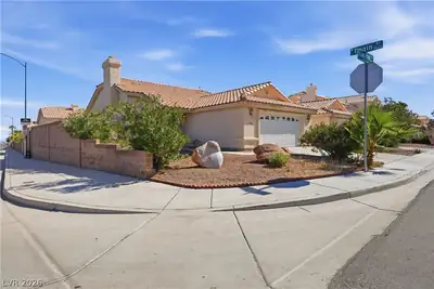 3702 Lipan Point Street, Las Vegas