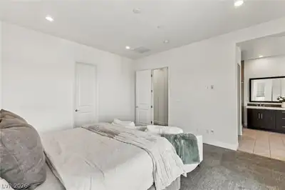 11280 Granite Ridge Drive 1022, Las Vegas, NV 89135 Primary Bedroom