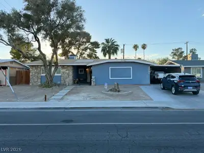 2009 North Michael Way, Las Vegas