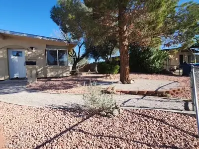 904 Elko Way Las Vegas, NV 89108