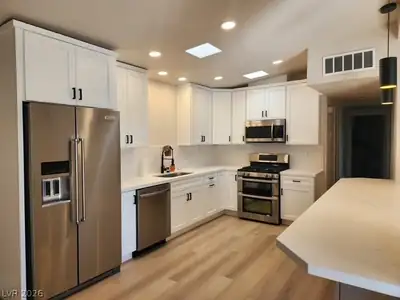 904 Elko Way, Las Vegas, NV 89108 Kitchen