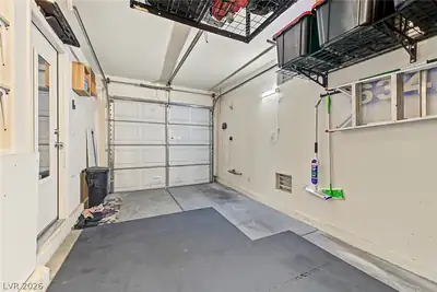 6221 Chert Avenue, Las Vegas, NV 89139 Garage