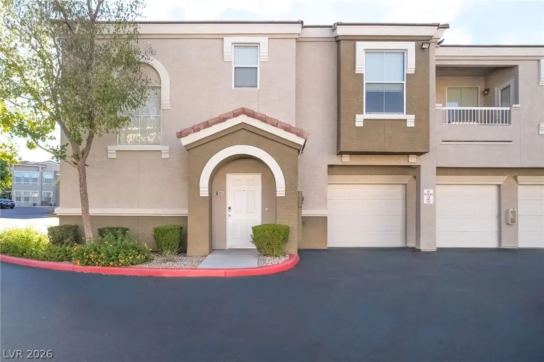 9975 Peace Way 2003, Las Vegas, NV 89147