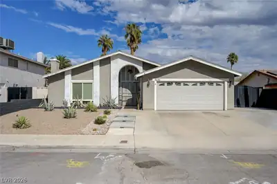 5646 Ibanez Avenue, Las Vegas, NV 89103 Front of Structure