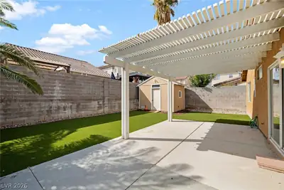3561 Unique Way, Las Vegas, NV 89129 Patio