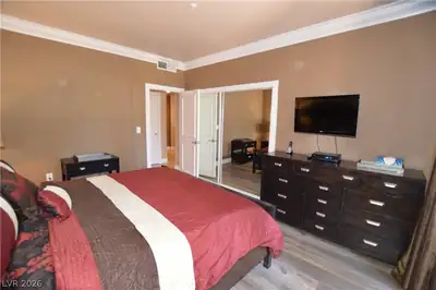220 East FLAMINGO Road 327, Las Vegas, NV 89169 Bedroom