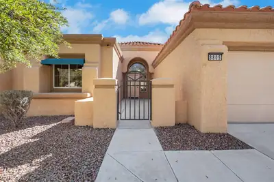 8805 Litchfield Avenue, Las Vegas, NV 89134 Front of Structure